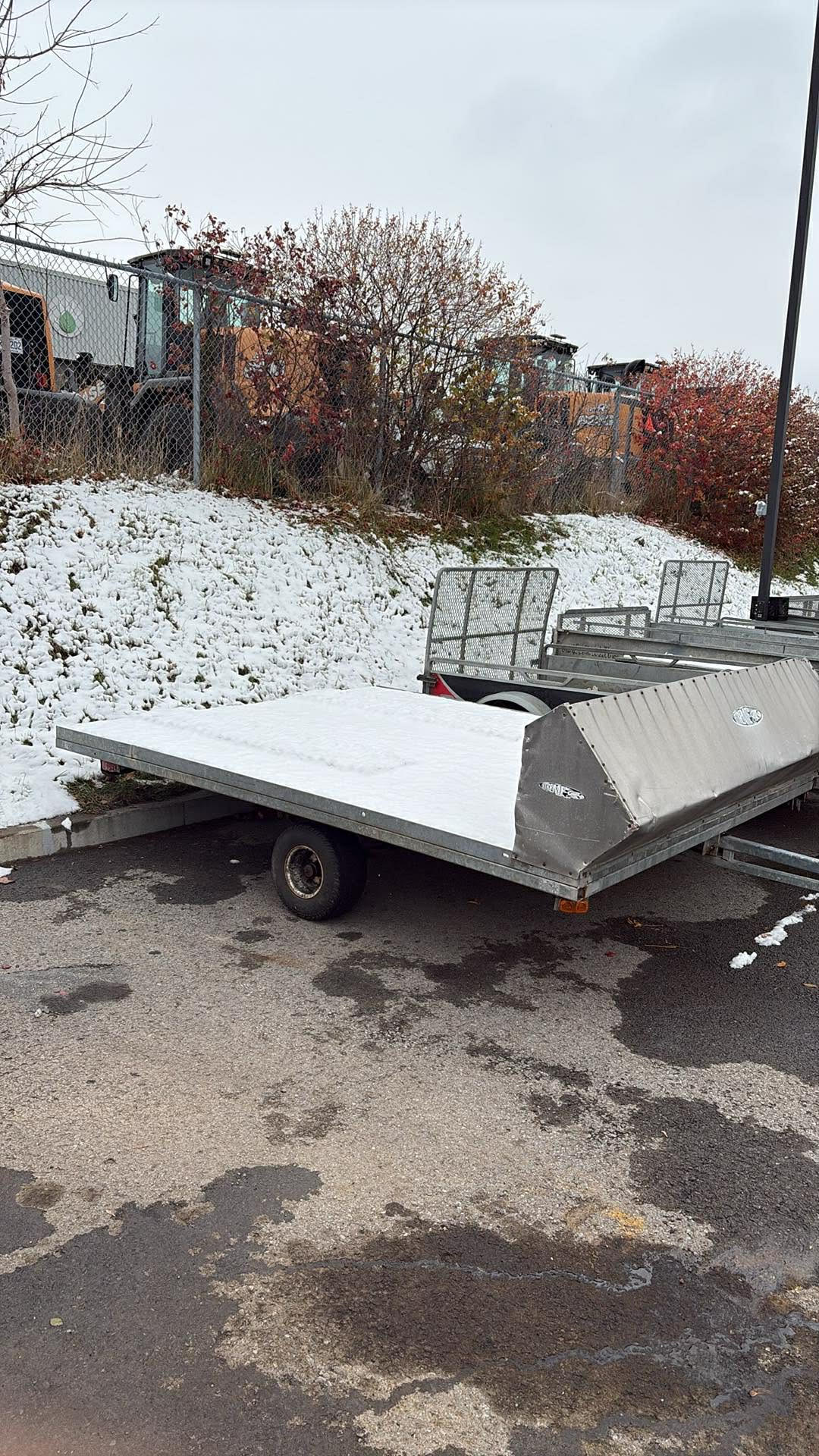 Remorque motoneige 8'5" x 10'